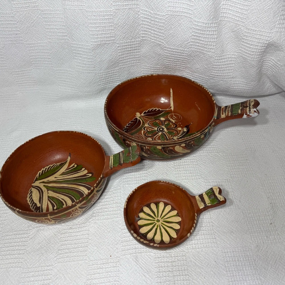 Vintage Mexican Terra Cotta Pots With Handles set of 3 floral dishes mixing bowl